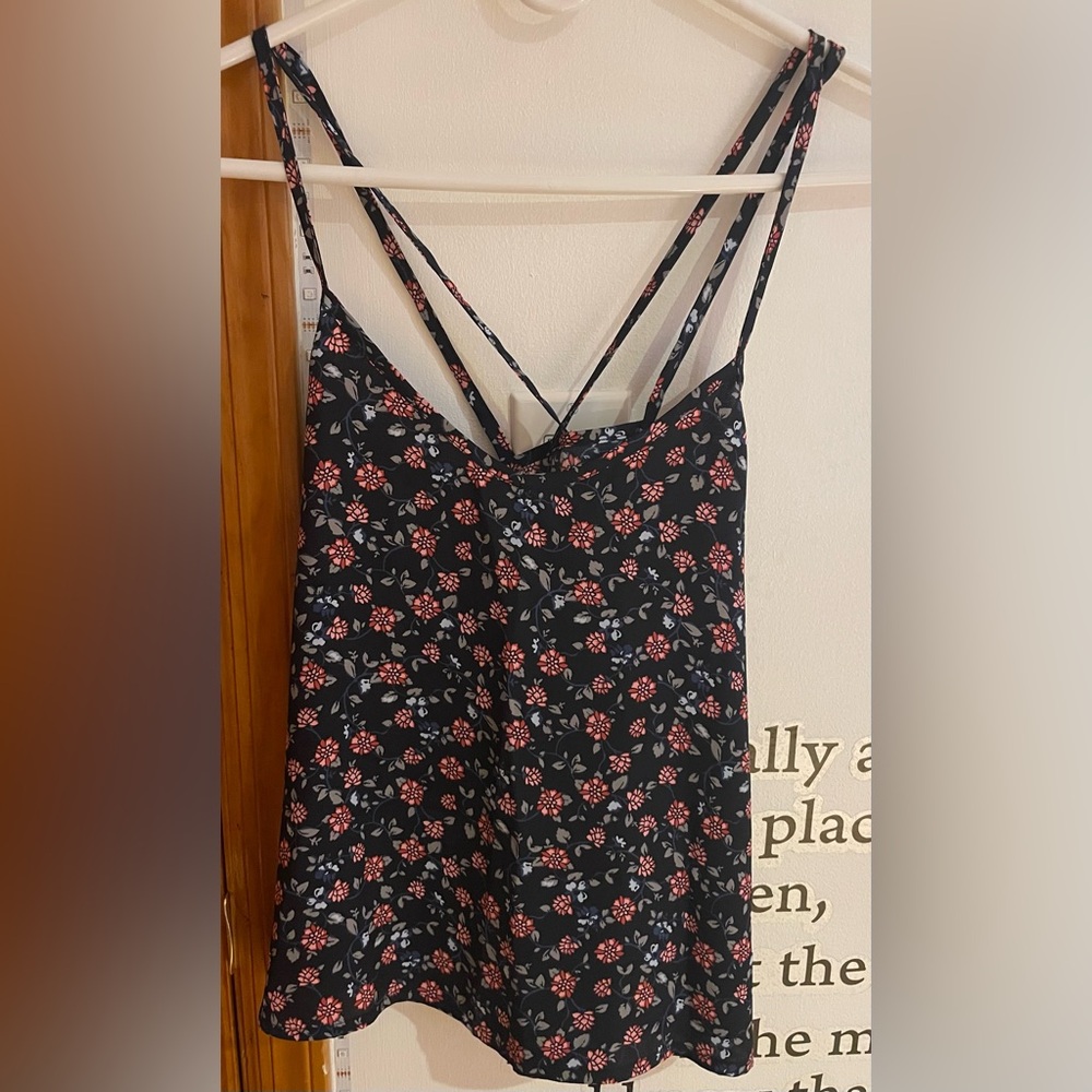 Hollister | Floral Black and Red Tank Top | SIZE XS